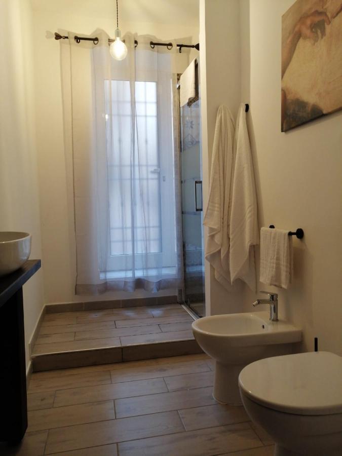 Prima Stella Tourist Rooms Minturno Exteriör bild